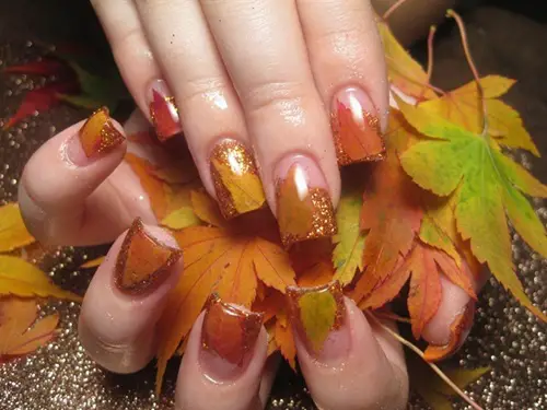 arte de uñas de otoño